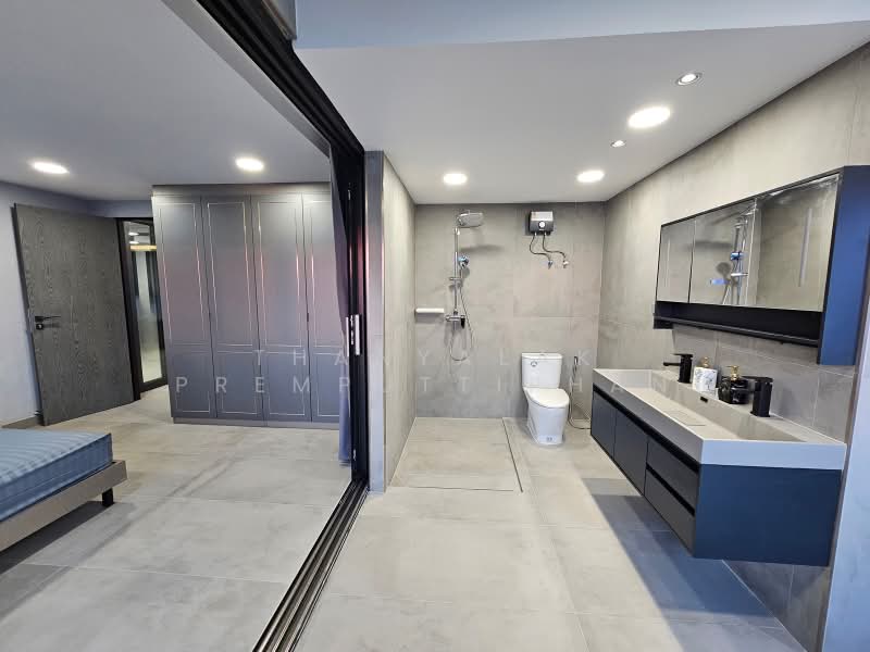 The Waterford Diamond Tower Sukhumvit, Bangkok, 758/18 Soi Sukhumvit 30/1, Sukhumvit Road, Khlong Toei, Bangkok, 3 Bedrooms, 147 sqm, Condo For Sale, by Thanyalak Premputtiphan, 500487269 - DDproperty.com