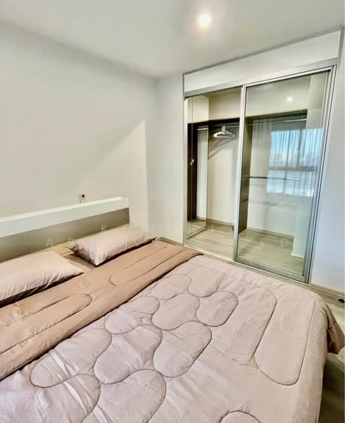 The Parkland Charan-Pinklao, Bangkok, 42 Charasanitwong, Bang Phlat, Bangkok, 2 Bedrooms, 48 sqm, Condo For Rent, by Komkrit Arunvessased, 500487275 - DDproperty.com