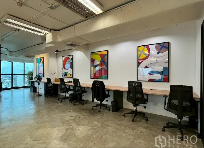 For Rent Office Space 220 sq.m. near BTS Ekkamai Watthana, Bangkok HRE01244, Bangkok, สุขุมวิท, Khlong Tan Nua, Watthana, Bangkok, , 220 sqm, Office Space For Rent, by Hero Realtor Co., Ltd., 500487287 - DDproperty.com