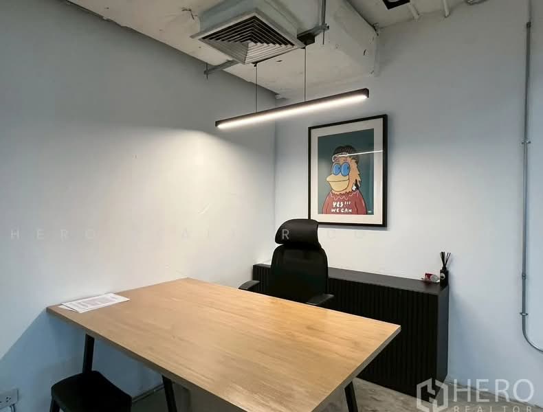 For Rent Office Space 220 sq.m. near BTS Ekkamai Watthana, Bangkok HRE01244, Bangkok, สุขุมวิท, Khlong Tan Nua, Watthana, Bangkok, , 220 sqm, Office Space For Rent, by Hero Realtor Co., Ltd., 500487287 - DDproperty.com