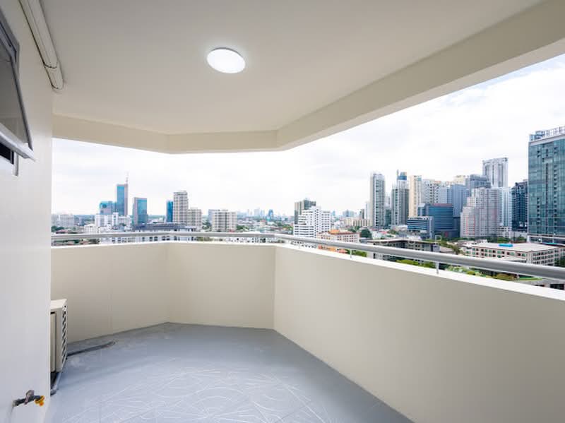 The Waterford Diamond Tower Sukhumvit, Bangkok, 758/18 Soi Sukhumvit 30/1, Sukhumvit Road, Khlong Toei, Bangkok, 2 Bedrooms, 144 sqm, Condo For Sale, by The Luxe Group, 500487300 - DDproperty.com