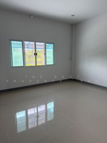 ทาวน์เฮ้าส์เหมือง ชลบุรี, Lamphun, Muang Nga, Muang Lamphun, Lamphun, 2 Bedrooms, 150 sqm, Townhouse For Sale, by The Best Property รัตน์, 500487323 - DDproperty.com