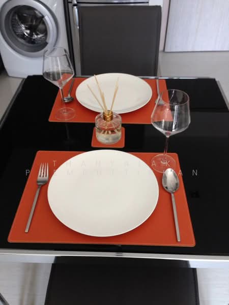 Rhythm Sukhumvit 36-38, Bangkok, 55 Soi Sukhumvit 36, Sukhumvit Road, Phra Kanong, Khlong Toei, Bangkok, 2 Bedrooms, 55 sqm, Condo For Sale, by Thanyalak Premputtiphan, 500487331 - DDproperty.com