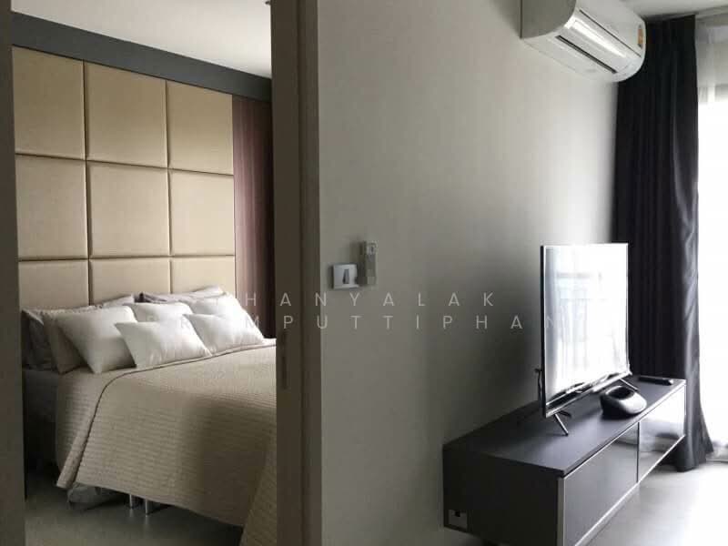 Rhythm Sukhumvit 36-38, Bangkok, 55 Soi Sukhumvit 36, Sukhumvit Road, Phra Kanong, Khlong Toei, Bangkok, 2 Bedrooms, 55 sqm, Condo For Sale, by Thanyalak Premputtiphan, 500487331 - DDproperty.com