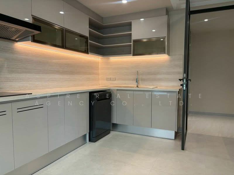 GM Serviced Apartment, Bangkok, 47 Soi Sukhumvit 20, Khlong Toei, Bangkok, 3 Bedrooms, 310 sqm, Condo For Rent, by Aspire Real Estate Agency Co., Ltd., 500487340 - DDproperty.com