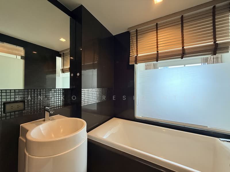 Rhythm Sathorn, Bangkok, 141 Soi Sathorn 21, Yan Nawa, Sathon, Bangkok, 2 Bedrooms, 66 sqm, Condo For Rent, by Bangkok Residential, 500487370 - DDproperty.com