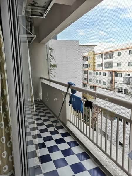 PB Penthouse 1, Bangkok, Soi Pridi Banomyong 14, Phra Khanong Nuea, Watthana, Bangkok 10110, Thailand, Phra Kanong Nua, Watthana, Bangkok, 1 Bedroom, 59 sqm, Condo For Rent, by Kritaphak Khongmueang, 500487390 - DDproperty.com