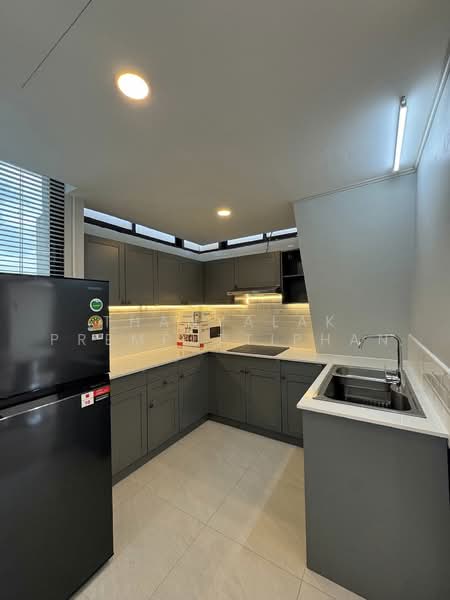 Supalai Place Sukhumvit 39, Bangkok, 175-179 Soi Sukhumvit 39 Sukhumvit Road, Khlong Tan Nua, Watthana, Bangkok, 2 Bedrooms, 135 sqm, Condo For Rent, by Thanyalak Premputtiphan, 500487398 - DDproperty.com