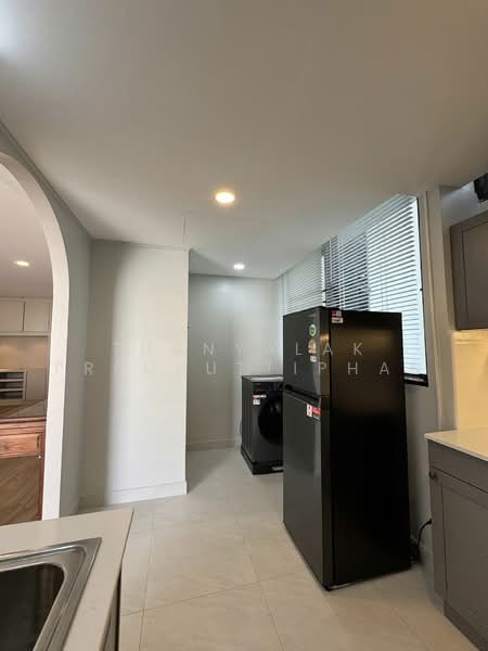 Supalai Place Sukhumvit 39, Bangkok, 175-179 Soi Sukhumvit 39 Sukhumvit Road, Khlong Tan Nua, Watthana, Bangkok, 2 Bedrooms, 135 sqm, Condo For Rent, by Thanyalak Premputtiphan, 500487398 - DDproperty.com