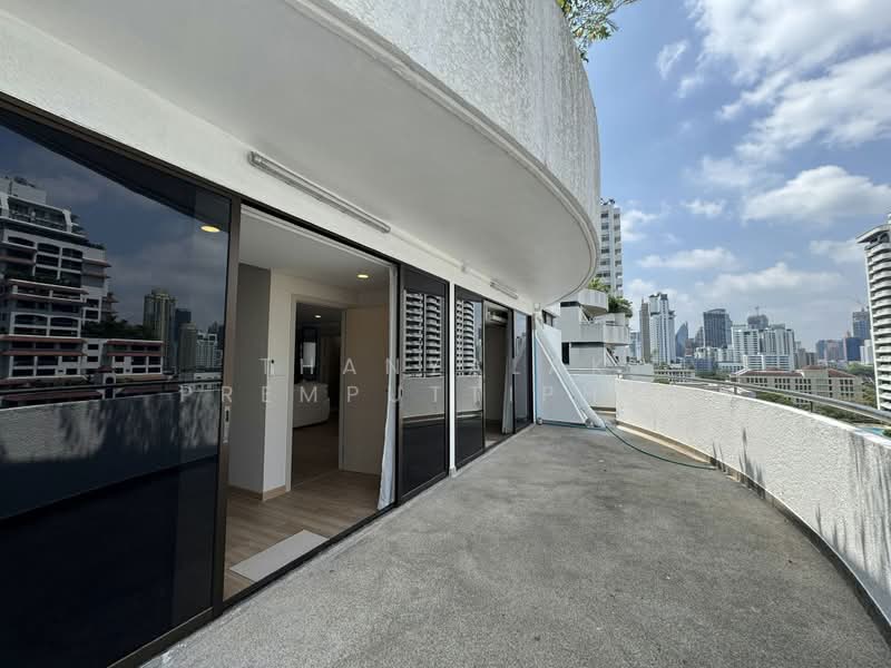 Supalai Place Sukhumvit 39, Bangkok, 175-179 Soi Sukhumvit 39 Sukhumvit Road, Khlong Tan Nua, Watthana, Bangkok, 2 Bedrooms, 135 sqm, Condo For Rent, by Thanyalak Premputtiphan, 500487398 - DDproperty.com