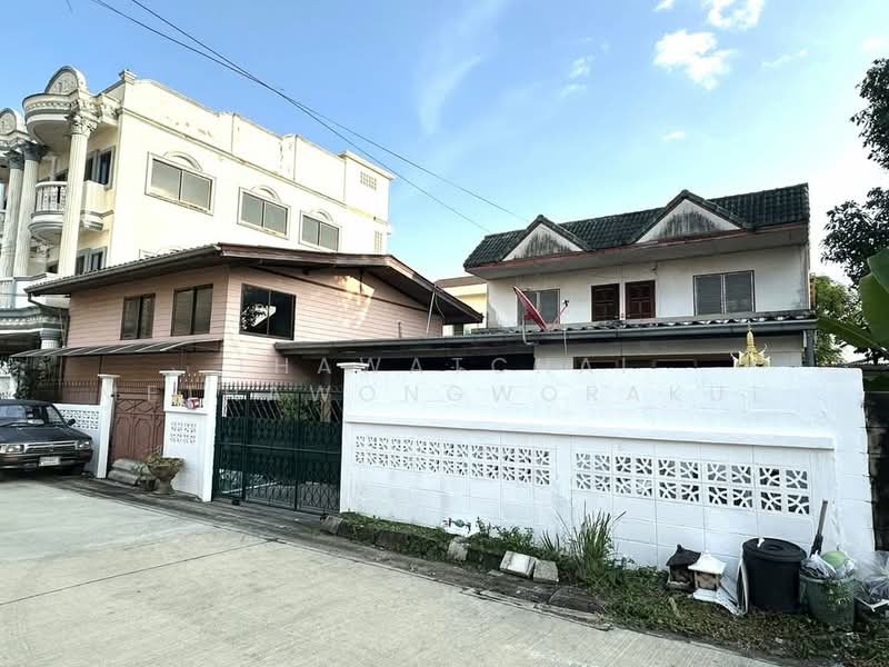 5-BR House, Bangkok, Anusaowari, Bang Khen, Bangkok, 5 Bedrooms, 410 sqm, Single Detached House For Sale, by Thawatchai Methawongworakul, 500487401 - DDproperty.com