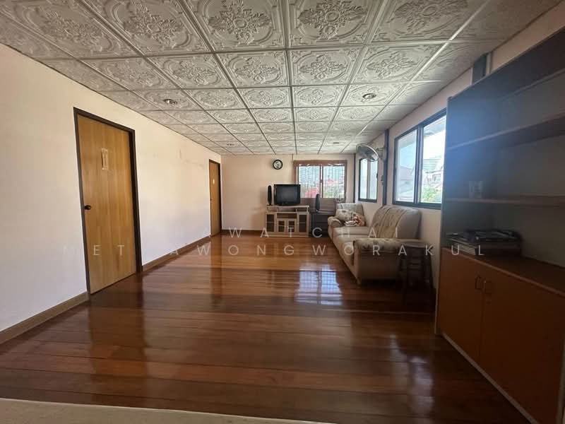 5-BR House, Bangkok, Anusaowari, Bang Khen, Bangkok, 5 Bedrooms, 410 sqm, Single Detached House For Sale, by Thawatchai Methawongworakul, 500487401 - DDproperty.com