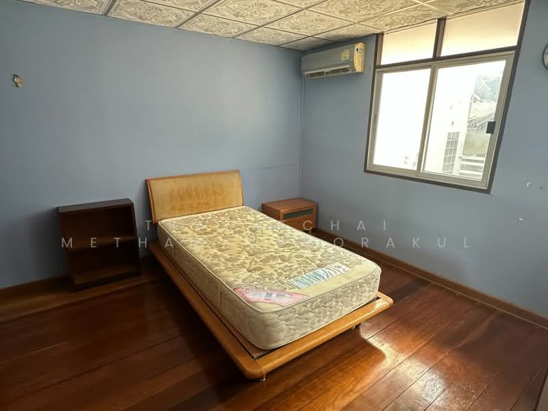 5-BR House, Bangkok, Anusaowari, Bang Khen, Bangkok, 5 Bedrooms, 410 sqm, Single Detached House For Sale, by Thawatchai Methawongworakul, 500487401 - DDproperty.com
