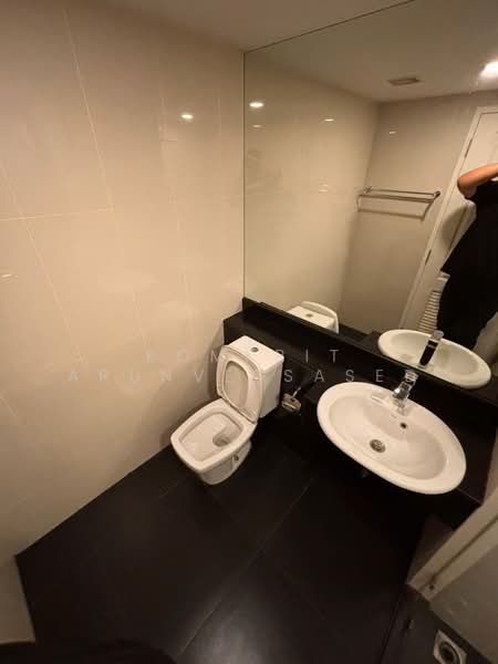 Chateau In Town Pinklao-Siriraj, Bangkok, Bang Yi Khan, Bang Phlat, Bangkok, 1 Bedroom, 29 sqm, Condo For Rent, by Komkrit Arunvessased, 500487406 - DDproperty.com