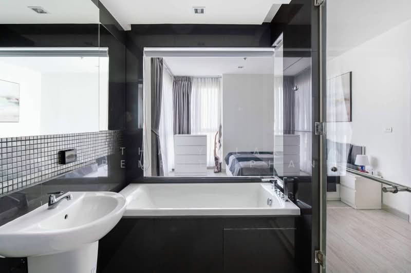 Rhythm Sukhumvit 50, Bangkok, 8 Sukhumvit 50, Sukhumvit Road, Phra Kanong, Khlong Toei, Bangkok, 2 Bedrooms, 65 sqm, Condo For Sale, by Thanyalak Premputtiphan, 500487425 - DDproperty.com