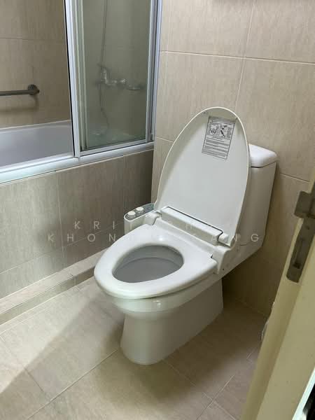 The Clover Thonglor Residence, Bangkok, Soi Sukhumvit 55, Khlong Tan Nua, Watthana, Bangkok, 1 Bedroom, 45 sqm, Condo For Sale, by Kritaphak Khongmueang, 500487426 - DDproperty.com