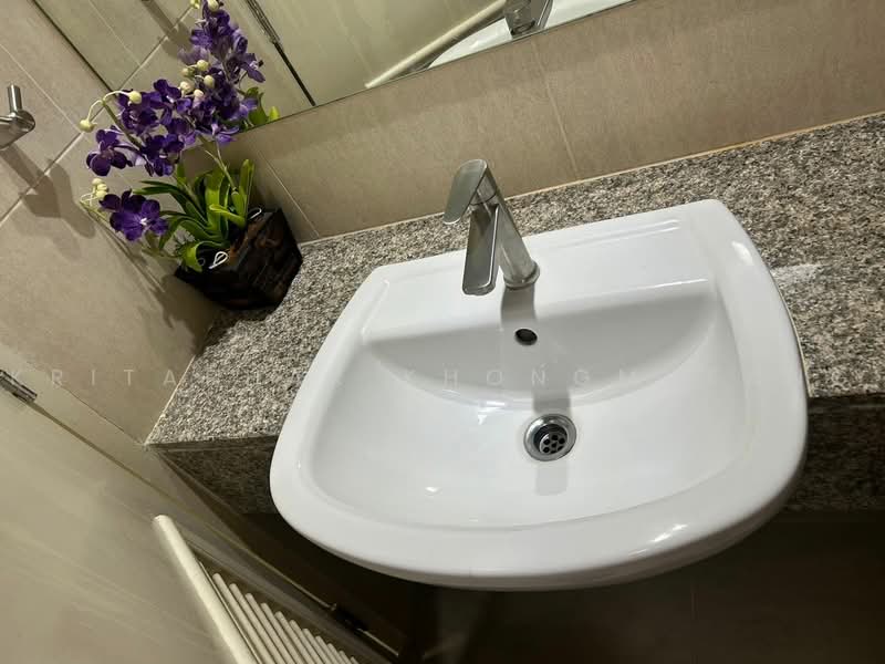 The Clover Thonglor Residence, Bangkok, Soi Sukhumvit 55, Khlong Tan Nua, Watthana, Bangkok, 1 Bedroom, 45 sqm, Condo For Sale, by Kritaphak Khongmueang, 500487426 - DDproperty.com