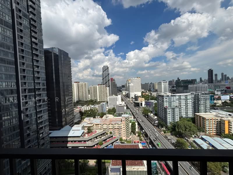 Nue District R9, Bangkok, 59 Rama 9 Road, Huai Khwang, Bangkok, 2 Bedrooms, 35 sqm, Condo For Rent, by Komkrit Arunvessased, 500487437 - DDproperty.com