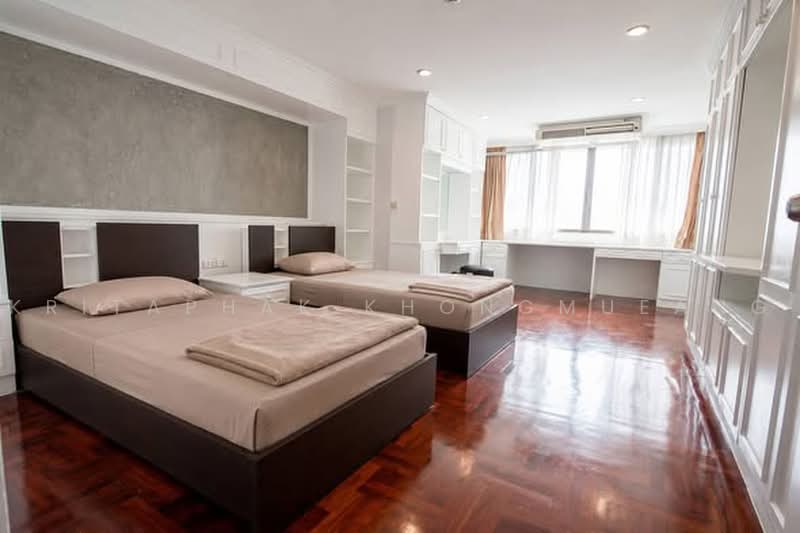 Oriental Towers, Bangkok, 25 Soi Ekkamai 12, Ekkamai Road, Khlong Tan Nua, Watthana, Bangkok, 3 Bedrooms, 350 sqm, Condo For Rent, by Kritaphak Khongmueang, 500487466 - DDproperty.com