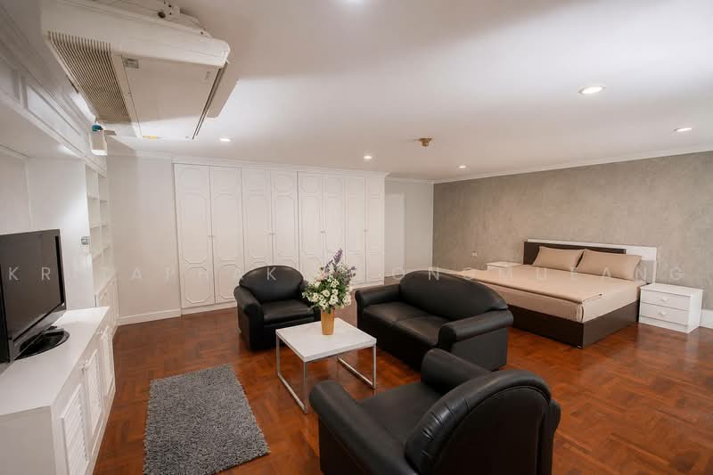 Oriental Towers, Bangkok, 25 Soi Ekkamai 12, Ekkamai Road, Khlong Tan Nua, Watthana, Bangkok, 3 Bedrooms, 350 sqm, Condo For Rent, by Kritaphak Khongmueang, 500487466 - DDproperty.com