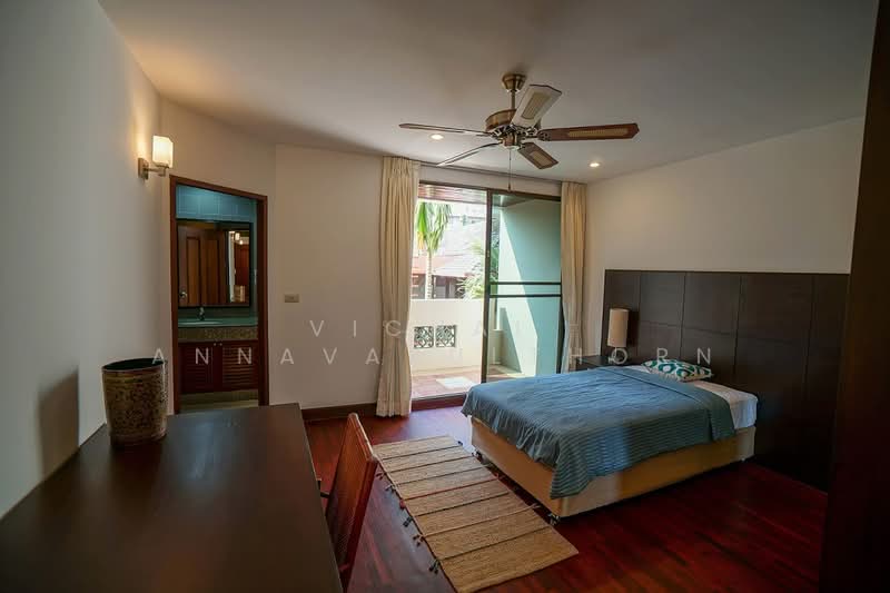 Raintree Village Apartment, Bangkok, 21 Soi Sukhumvit 41, Khlong Tan Nua, Watthana, Bangkok, 3 Bedrooms, 268 sqm, Apartment For Rent, by Vichai  Annavakulthorn, 500487482 - DDproperty.com