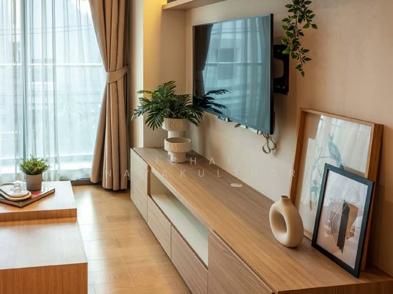 Via 49, Bangkok, 25/1 Soi Sukhumvit 49, Sukhumvit Road, Khlong Tan Nua, Watthana, Bangkok, 2 Bedrooms, 67 sqm, Condo For Rent, by Vichai Annavakulthorn, 500487487 - DDproperty.com