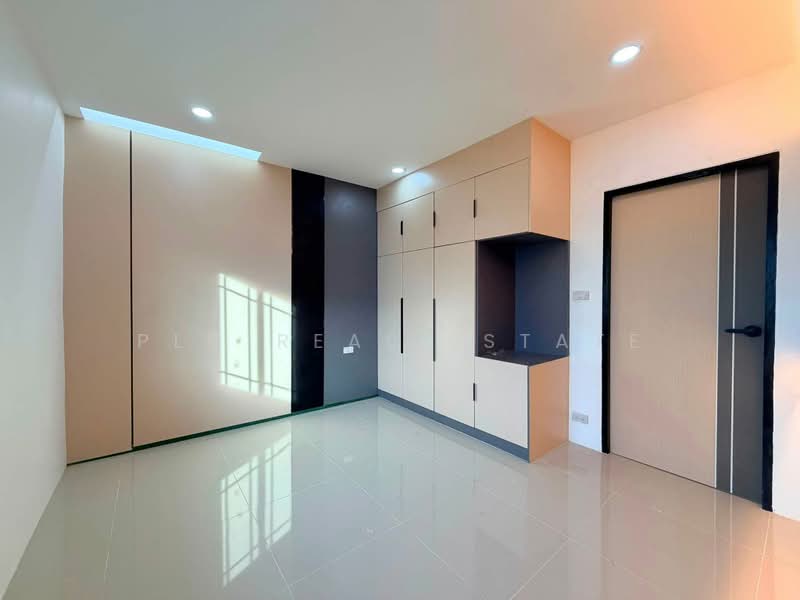 Modern Townhouse for Sale Jomtien Pattaya, Chon Buri (Pattaya), Bang Lamung, Bang Lamung (Pattaya), Chon Buri (Pattaya), 3 Bedrooms, 72 sqm, Townhouse For Sale, by PLC REAL ESTATE, 500487495 - DDproperty.com