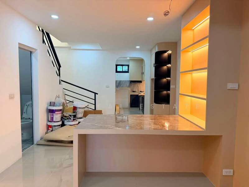 Modern Townhouse for Sale Jomtien Pattaya, Chon Buri (Pattaya), Bang Lamung, Bang Lamung (Pattaya), Chon Buri (Pattaya), 3 Bedrooms, 72 sqm, Townhouse For Sale, by PLC REAL ESTATE, 500487495 - DDproperty.com