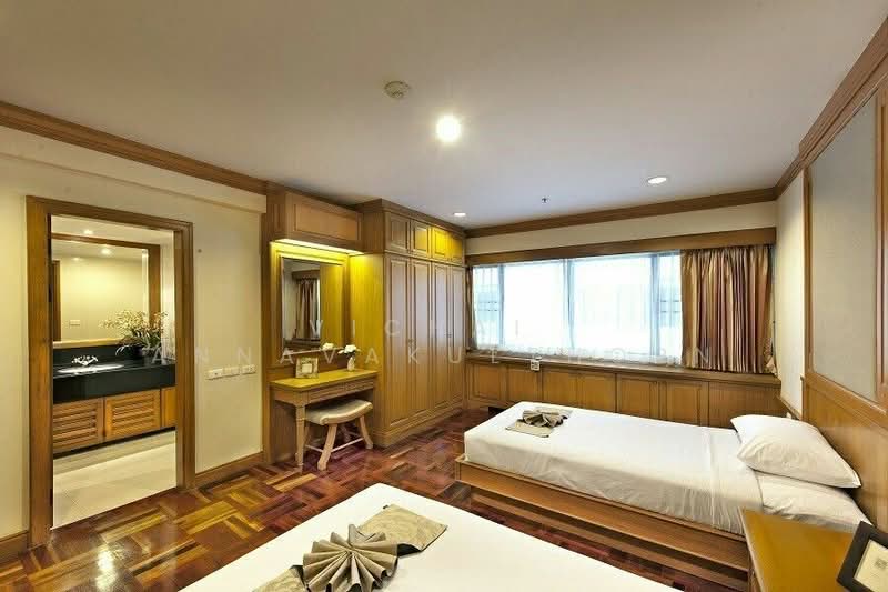 Centre Point Residence Phromphong, Bangkok, Soi Sukhumvit 39, Khlong Tan Nua, Watthana, Bangkok, 4 Bedrooms, 325 sqm, Apartment For Rent, by Vichai Annavakulthorn, 500487518 - DDproperty.com