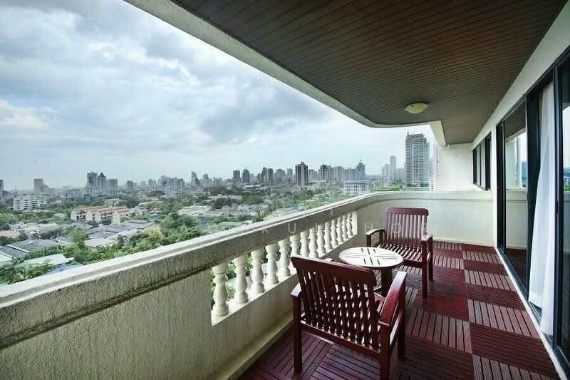Centre Point Residence Phromphong, Bangkok, Soi Sukhumvit 39, Khlong Tan Nua, Watthana, Bangkok, 4 Bedrooms, 325 sqm, Apartment For Rent, by Vichai Annavakulthorn, 500487518 - DDproperty.com