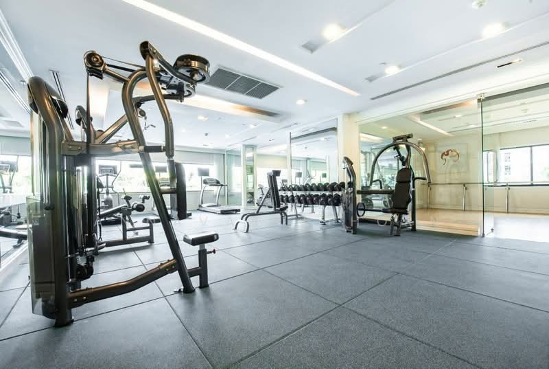 Centre Point Residence Phromphong, Bangkok, Soi Sukhumvit 39, Khlong Tan Nua, Watthana, Bangkok, 4 Bedrooms, 325 sqm, Apartment For Rent, by Vichai Annavakulthorn, 500487518 - DDproperty.com