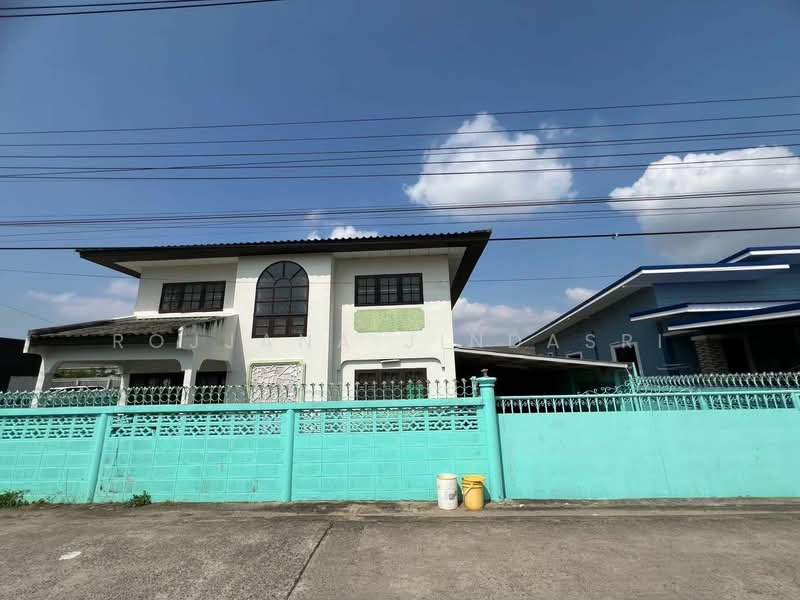 3-BR House, Bangkok, Bang Chun, Khlong Sam Wa, Bangkok, 3 Bedrooms, 350 sqm, Single Detached House For Sale, by Rojjana Jindasri, 500487521 - DDproperty.com