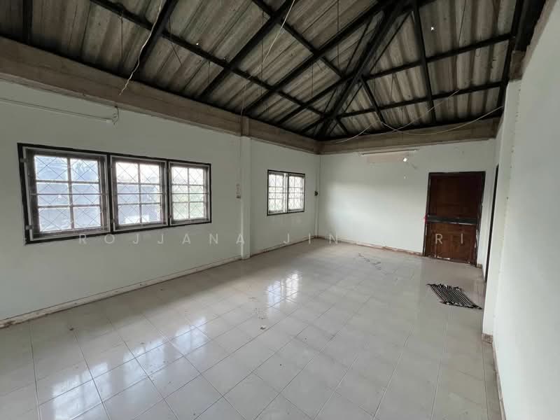 3-BR House, Bangkok, Bang Chun, Khlong Sam Wa, Bangkok, 3 Bedrooms, 350 sqm, Single Detached House For Sale, by Rojjana Jindasri, 500487521 - DDproperty.com