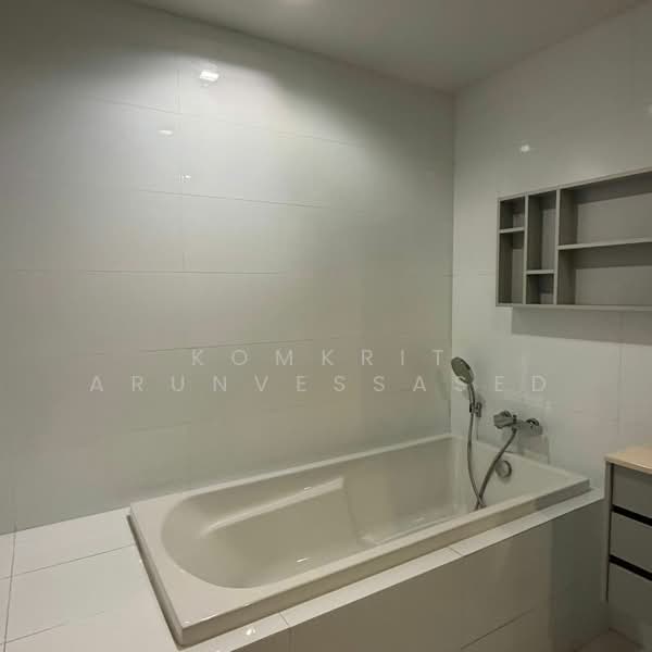 HQ Thonglor by Sansiri, Bangkok, Sukhumvit Road, Khlong Tan Nua, Watthana, Bangkok, 1 Bedroom, 56 sqm, Condo For Rent, by Komkrit Arunvessased, 500487525 - DDproperty.com