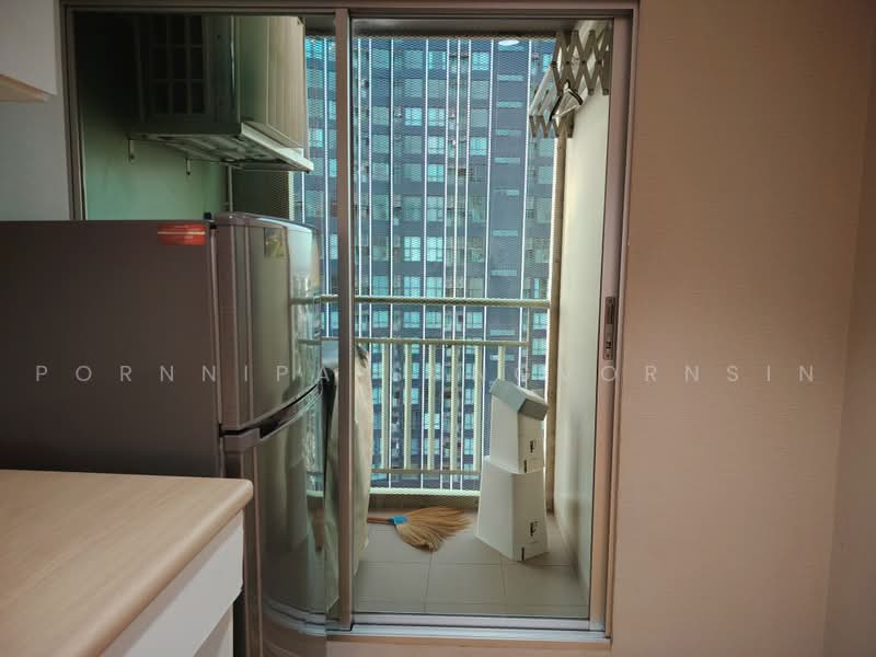 Lumpini Place Srinakarin-Huamak Station, Bangkok, Srinakarin Road, Suan Luang, Bangkok, 1 Bedroom, 26 sqm, Condo For Rent, by Pornnipa Sungvornsin, 500487536 - DDproperty.com
