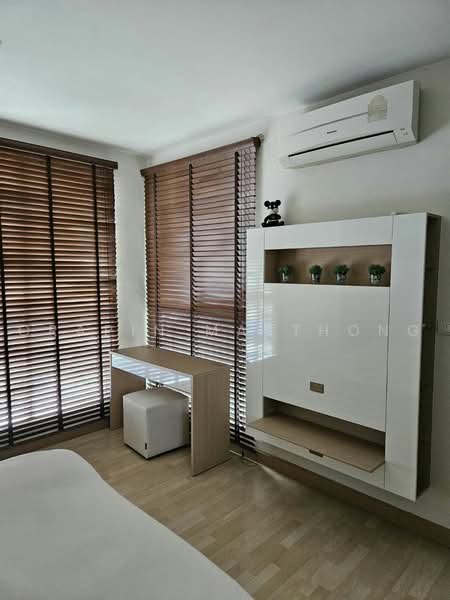 Rhythm Ratchada, Bangkok, 558 Ratchadaphisek Road, Samsen Nok, Huai Khwang, Bangkok, 1 Bedroom, 47 sqm, Condo For Rent, by Orapin Masthong, 500487537 - DDproperty.com