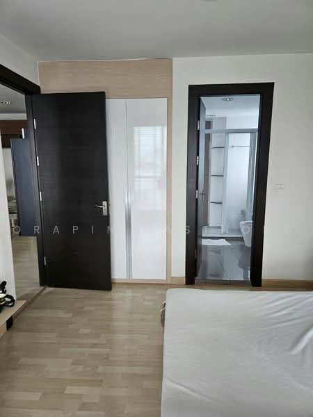 Rhythm Ratchada, Bangkok, 558 Ratchadaphisek Road, Samsen Nok, Huai Khwang, Bangkok, 1 Bedroom, 47 sqm, Condo For Rent, by Orapin Masthong, 500487537 - DDproperty.com