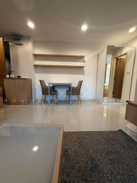 Zenith Place Sukhumvit 42, Bangkok, Sukhumvit Road, Phra Kanong, Khlong Toei, Bangkok, 1 Bedroom, 37 sqm, Condo For Rent, by Rojjana Jindasri, 500487550 - DDproperty.com