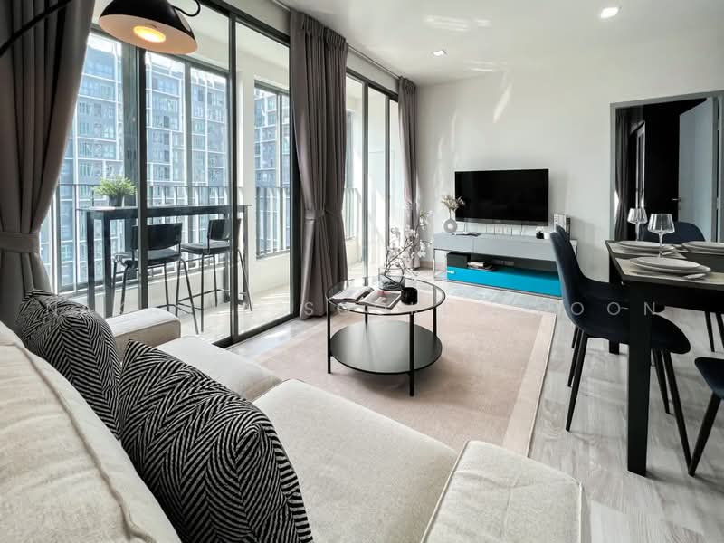 IDEO MOBI Sukhumvit 81, Bangkok, 2097 Sukhumvit Road, Bang Chak, Phra Khanong, Bangkok, 2 Bedrooms, 87 sqm, Condo For Rent, by Nakarin Sookpaiboon, 500487552 - DDproperty.com