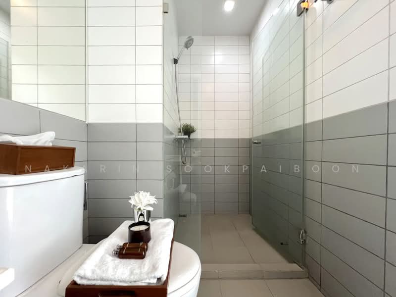 IDEO MOBI Sukhumvit 81, Bangkok, 2097 Sukhumvit Road, Bang Chak, Phra Khanong, Bangkok, 2 Bedrooms, 87 sqm, Condo For Rent, by Nakarin Sookpaiboon, 500487552 - DDproperty.com
