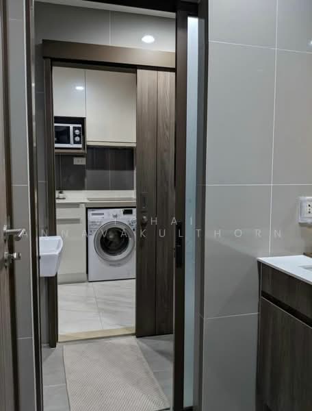 IDEO Mobi Asoke, Bangkok, New Petchaburi Road, Bang Kapi, Huai Khwang, Bangkok, 2 Bedrooms, 55 sqm, Condo For Rent, by Vichai  Annavakulthorn, 500487553 - DDproperty.com