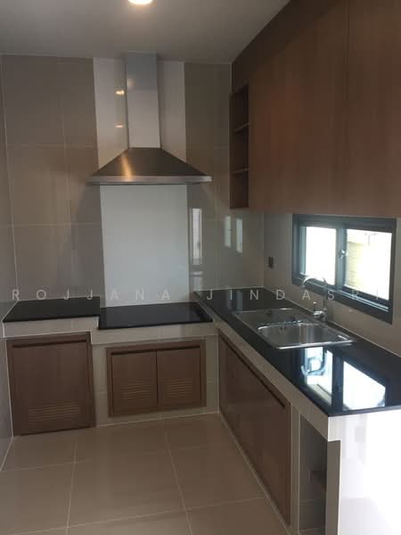 Setthasiri Krungthep Kreetha, Bangkok, Krungthep Kreetha Road, Hua Mak, Bang Kapi, Bangkok, 4 Bedrooms, 190 sqm, Single Detached House For Rent, by Rojjana Jindasri, 500487562 - DDproperty.com