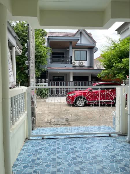 ทาวน์เฮ้าส์ 3-ห้องนอน, กรุงเทพ, สีกัน, ดอนเมือง, กรุงเทพ, 128 ตร.ม., ทาวน์เฮ้าส์ ขาย, โดย Komkrit Arunvessased, 500487573 - DDproperty.com