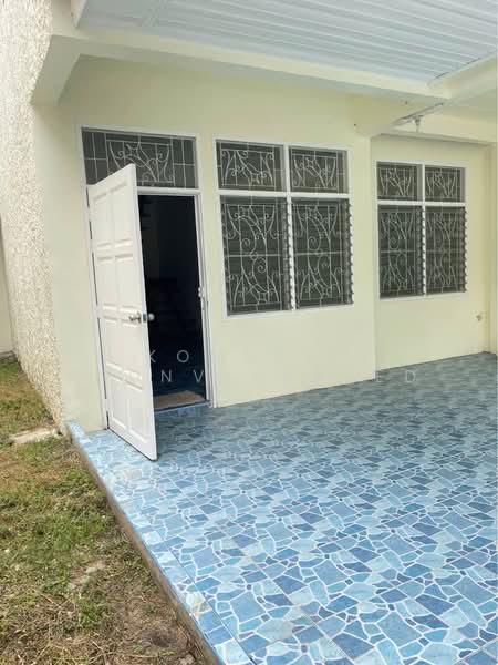 3-BR Townhouse, Bangkok, Si Khan, Don Mueang, Bangkok, 3 Bedrooms, 128 sqm, Townhouse For Sale, by Komkrit Arunvessased, 500487573 - DDproperty.com