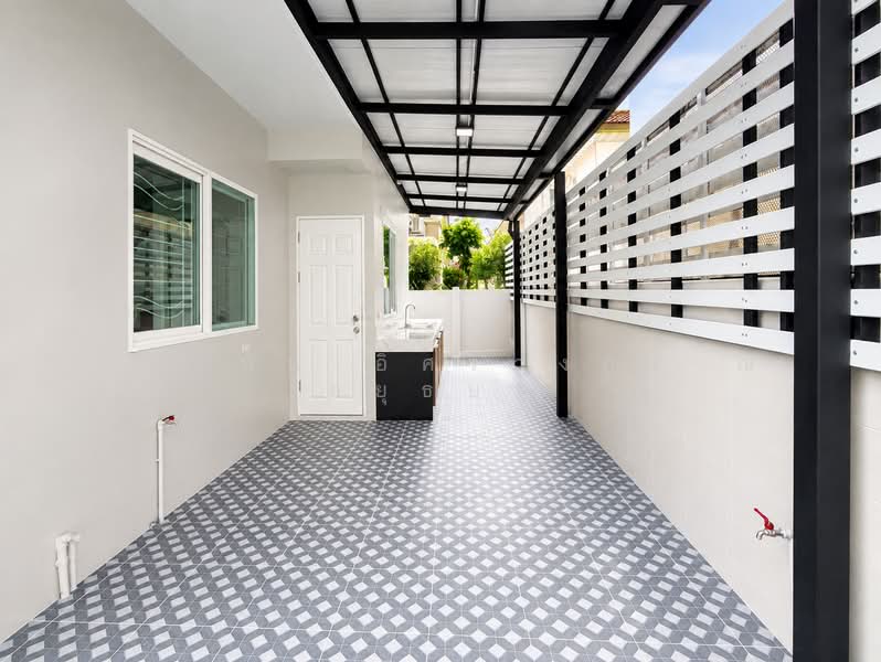 Supalai Garden Ville Wongwaen-Lumlukka Klong 5, Pathum Thani, Bung Kham Proi, Lam Luk Ka, Pathum Thani, 3 Bedrooms, 214 sqm, Single Detached House For Sale, by ภัทรนัน อิศรางกูร ณ อยุธยา, 500487598 - DDproperty.com