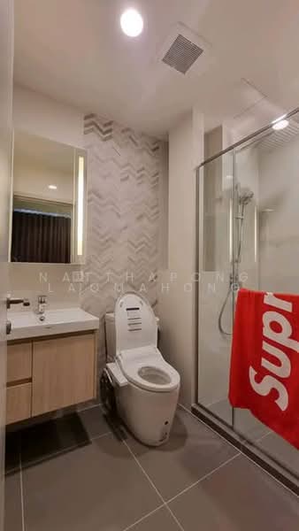 Oka Haus Sukhumvit 36, Bangkok, 3399 Rama 4 Road, Khong Tan, Khlong Toei, Bangkok, Studio, 27 sqm, Condo For Rent, by Natthapong Laomahong, 500487631 - DDproperty.com