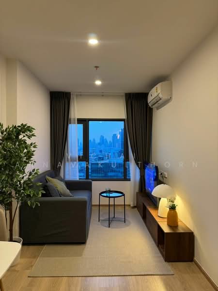 Life Rama 4-Asoke, Bangkok, Rama 4 Road, Khlong Toei, Bangkok, 1 Bedroom, 32 sqm, Condo For Rent, by Vichai Annavakulthorn, 500487700 - DDproperty.com