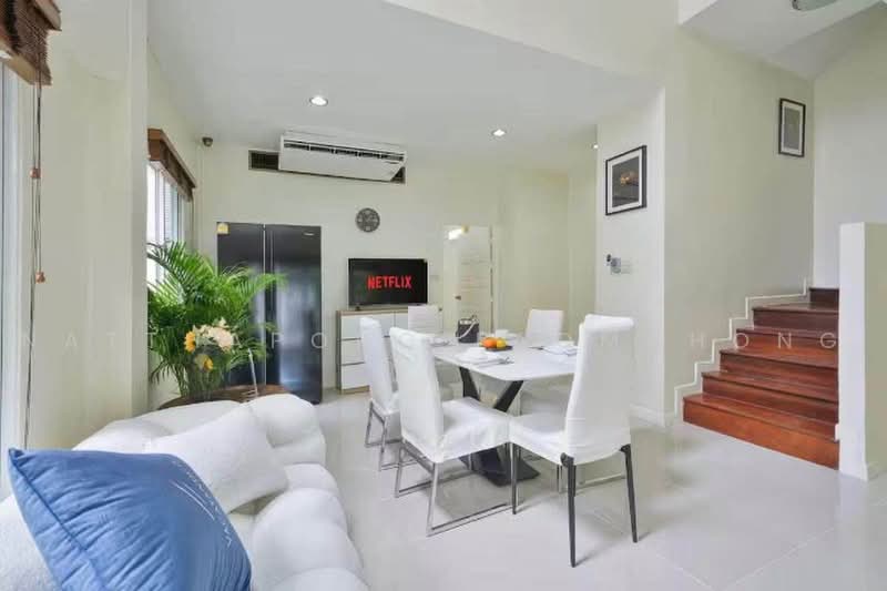 5-BR Townhouse, Bangkok, Khlongtoei Nua, Watthana, Bangkok, 5 Bedrooms, 350 sqm, Townhouse For Rent, by Natthapong Laomahong, 500487701 - DDproperty.com