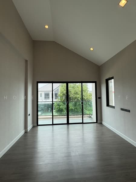 Bangkok Boulevard Rama 5, Nonthaburi, 34-38 Atchariya Prasith Road, Mahasawat, Bang Kruai, Nonthaburi, 5 Bedrooms, 245 sqm, Single Detached House For Sale, by HOME Real Estate Service, 500487706 - DDproperty.com