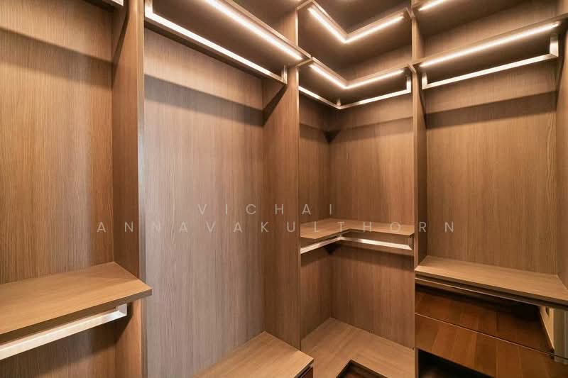 Q1 Sukhumvit, Bangkok, 1 Sukhumvit Road, Khlong Toei, Bangkok, 2 Bedrooms, 94 sqm, Condo For Rent, by Vichai Annavakulthorn, 500487708 - DDproperty.com